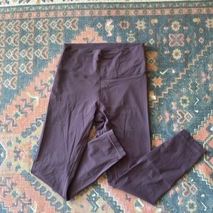 High Rise Lululemon Leggings (purple)